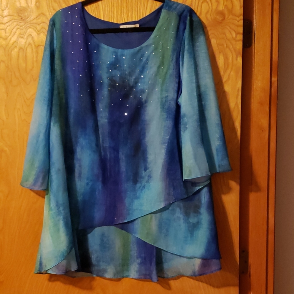 Sexy, Flowy, Clorful Top